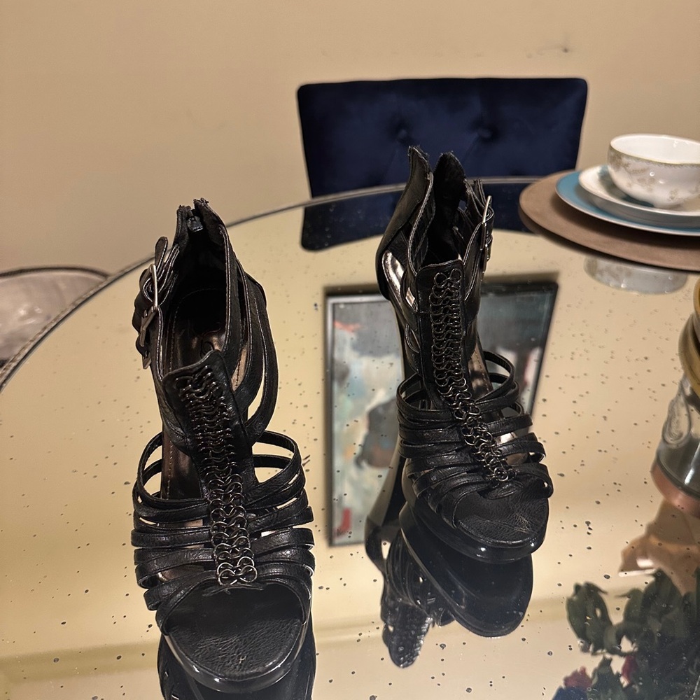 Sleek Black High Heels for Elegant Occasions